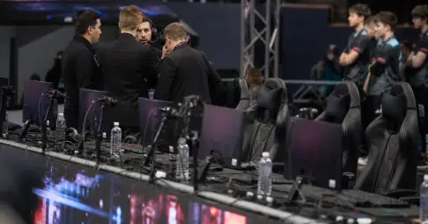 Empty esports stations as officials investigate a delayed grand final