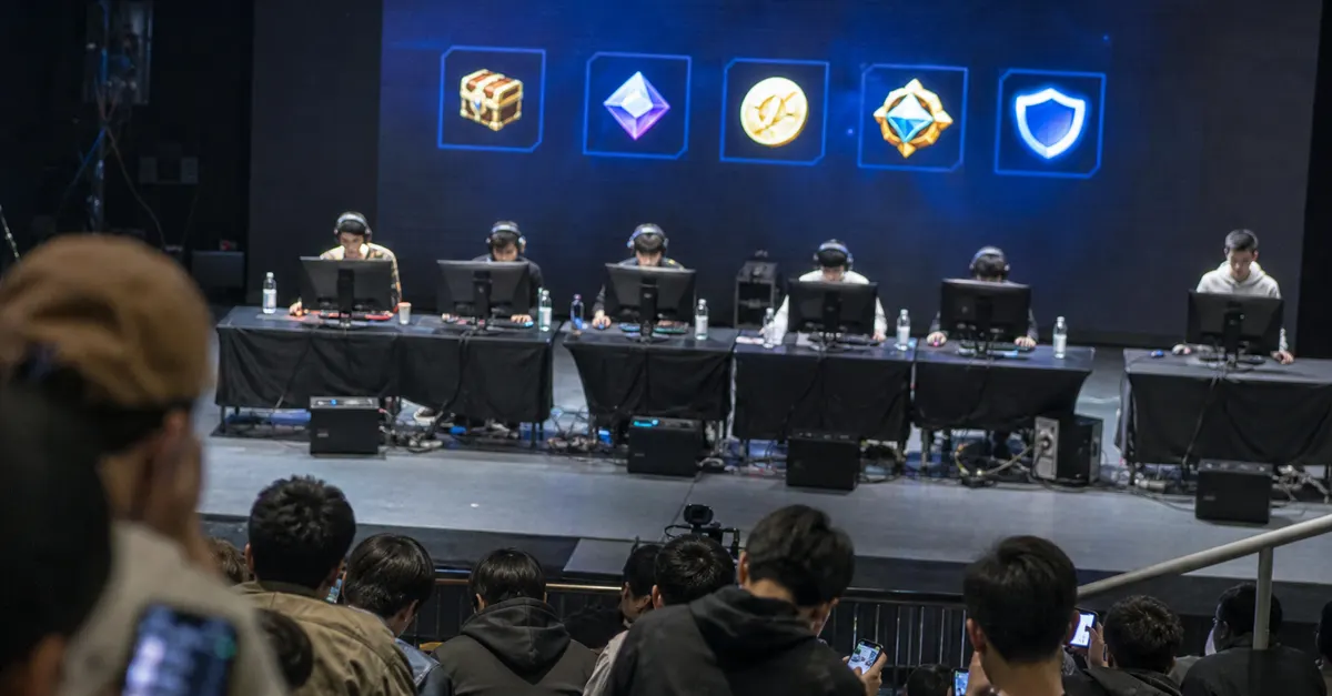 Esports players compete as fans follow a digital reward challenge.